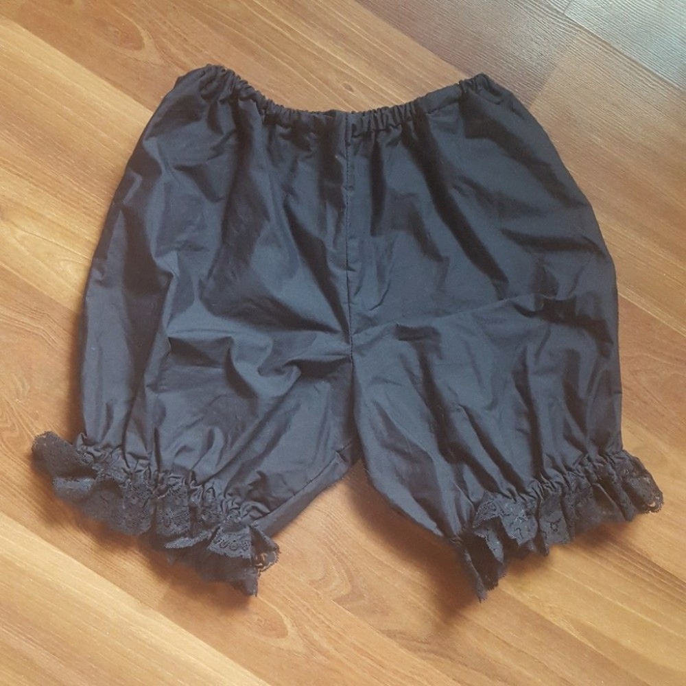 Handmade Cotton Gothic Lolita Bloomers Shorts Lace Trim - Picture 2 of 5